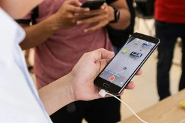 Trải nghiệm Bphone 2 nhận quà hấp dẫn