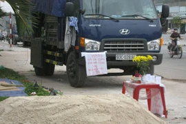 Lập bàn thờ đòi nợ: Phạt hành chính trước