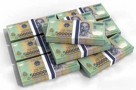 Được nâng lương trước thời hạn nếu lập thành tích xuất sắc
