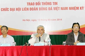 Người cũ cho bộ máy mới