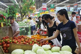 Lo chất lượng hàng trong siêu thị: Nhiều kẽ hở trong kiểm tra hàng hóa