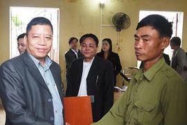 Tòa xin lỗi sau 17 năm kết án oan