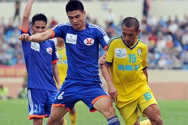 Vòng 11 V- League: Hơn nhau ở… cái đầu