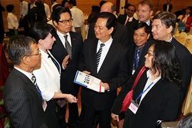 Doanh nghiệp than khổ, Thủ tướng xin lỗi 