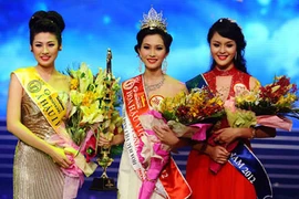 Thi hoa hậu phải “chưa sống với ai như vợ chồng”