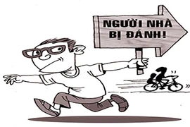 Điện cho chủ nhà rồi trộm
