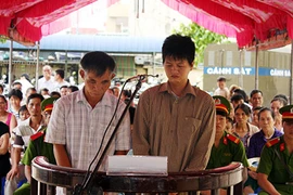 Xử vụ “hôi bia”: Bài học “trả lại của rơi”