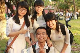 Thủ khoa lớn lên ở trung tâm bảo trợ trẻ em