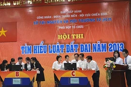 Sôi động hội thi Tìm hiểu Luật Đất đai năm 2013