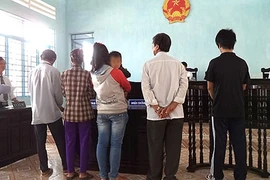 Vào tù vì “dính” nữ thập tam - Bài cuối: Giáo dục giới tính như vá tấm lưới thủng