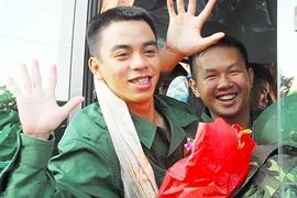 Tốt nghiệp ĐH xong mới nhập ngũ
