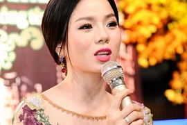 Lệ Quyên hát nhạc Vũ Thành An