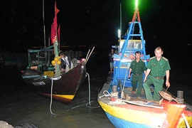 Cứu năm người gặp nạn trên biển Vũng Tàu