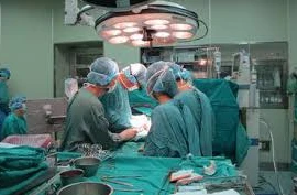 Nối liền động mạch đùi dập nát cho bệnh nhân