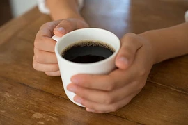 Cách nào để ‘cai’ cà phê? 