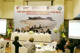 'Nuôi hàng triệu dân thế giới nhưng mình lại nghèo'