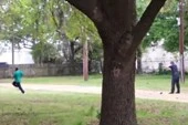 Băng ghi hình thứ hai về vụ cảnh sát bắn người da đen