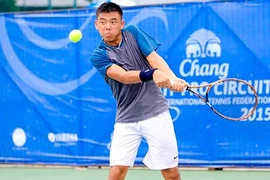 Tay vợt Lý Hoàng Nam bỏ SEA Games, chọn đấu trường trẻ thế giới