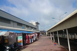 Long An: Xin mua lại trung tâm thương mại bỏ hoang