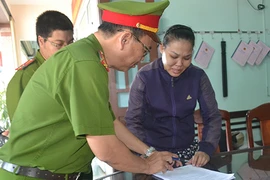 Bắt người bán bánh mì lừa nửa tỉ đồng