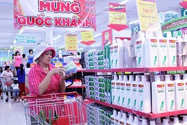 Nghịch lý: Giá xăng giảm, giá cước vận tải vẫn đứng yên