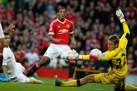 Vòng 5 Premier League: Tuổi 19 của Anthony Martial 