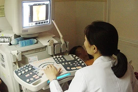 Muốn phá thai, phải chứng minh bị hiếp dâm