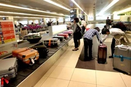 380 hành lý mắc kẹt trên hai chuyến bay