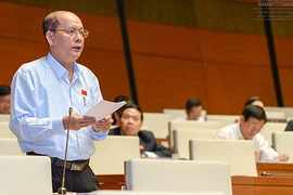 Không được bắt dân ‘gánh lỗ’ cho DNNN 