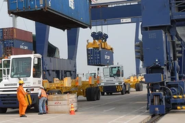 Tiền Trung Quốc ‘lên ngôi’, Việt Nam ảnh hưởng gì ?