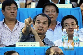 Khi bầu Đức độc diễn