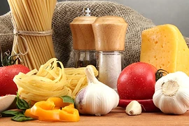 Ai ơi chớ để ruột rò!