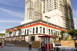 Vụ ‘tranh chấp ở chung cư Era Town’: Dân bức xúc còn chủ đầu tư nói mình đúng