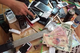 Vây bắt 15 người nghi liên quan các băng nhóm trong khách sạn 