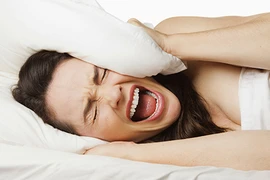 Vì sao không sợ mà run?!