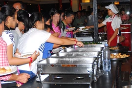 Kém văn minh, du khách Việt tự hại mình