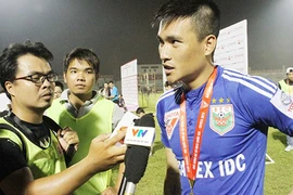 Công Vinh làm ‘thương hiệu’ cho B. Bình Dương 