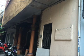 Chấp hành viên đòi ‘cưa’ tiền với đương sự