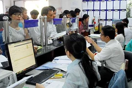 Luật ông nói gà, luật bà nói vịt: Biết nghe theo ai? 