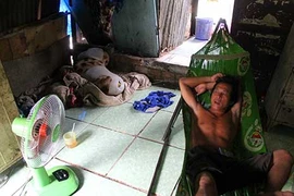 Xóm nghĩa địa ở quận 8…