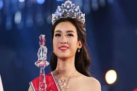 Hoa hậu có được sống một cuộc đời thật thà?