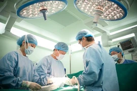 Bộ trưởng Bộ Y tế: ‘Giám đốc bệnh viện là tiến sĩ để làm gì?’