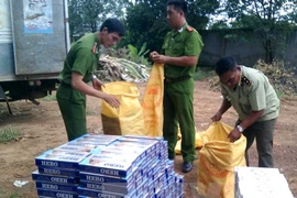 Thuốc lá lậu: Khó xử lý hình sự vì vướng luật