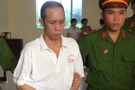 Điều tra lại vụ hiếp dâm nhưng chỉ xử dâm ô