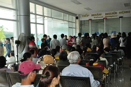 Dân quay lưng với BHYT, vì sao?