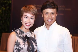 Tuấn Ngọc lần đầu tiên hát cùng Uyên Linh
