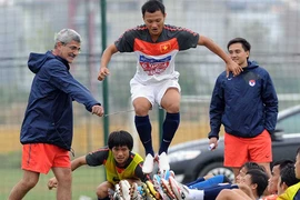 Hụt chung kết, nhớ Calisto!