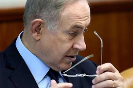 Thủ tướng Israel bị cảnh sát thẩm vấn suốt 3 giờ