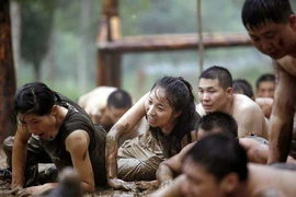 Trào lưu tỉ phú Trung Quốc thuê nữ cận vệ