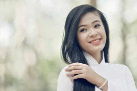 Tết ‘không trọn’ của quán quân bolero Quỳnh Như 